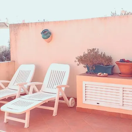 Alice 1 Bed - Family House - Wi-fi *